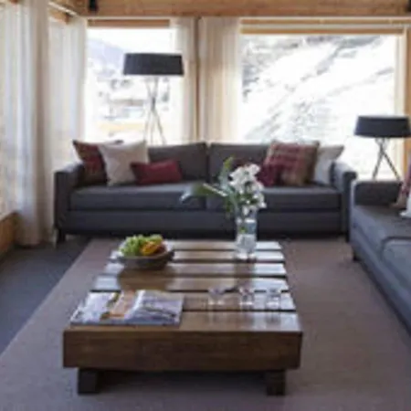 Chalet A Luxurious 12 Person Chalet With Superb View