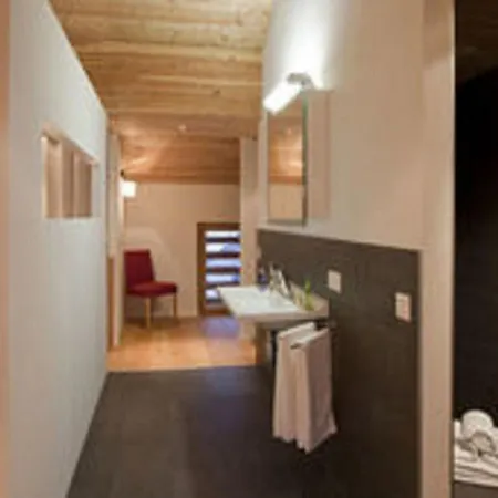 A Luxurious 12 Person Chalet With Superb View *